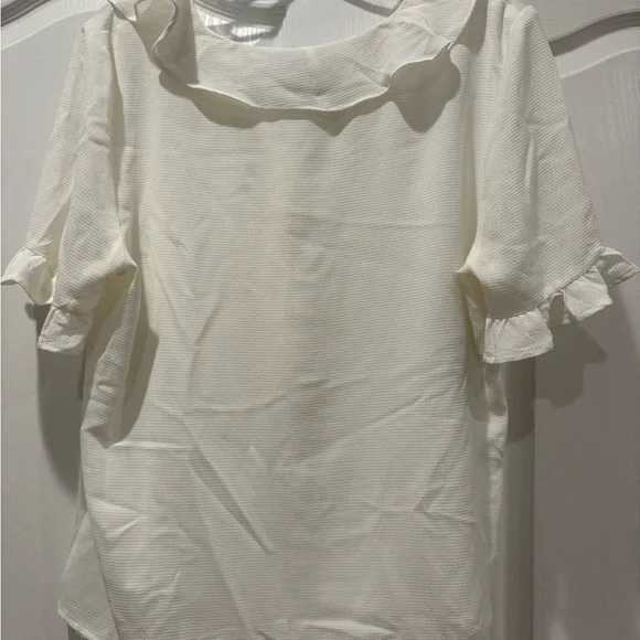 CeCe Cream Ruffle Button Blouse - Picture 4 of 4